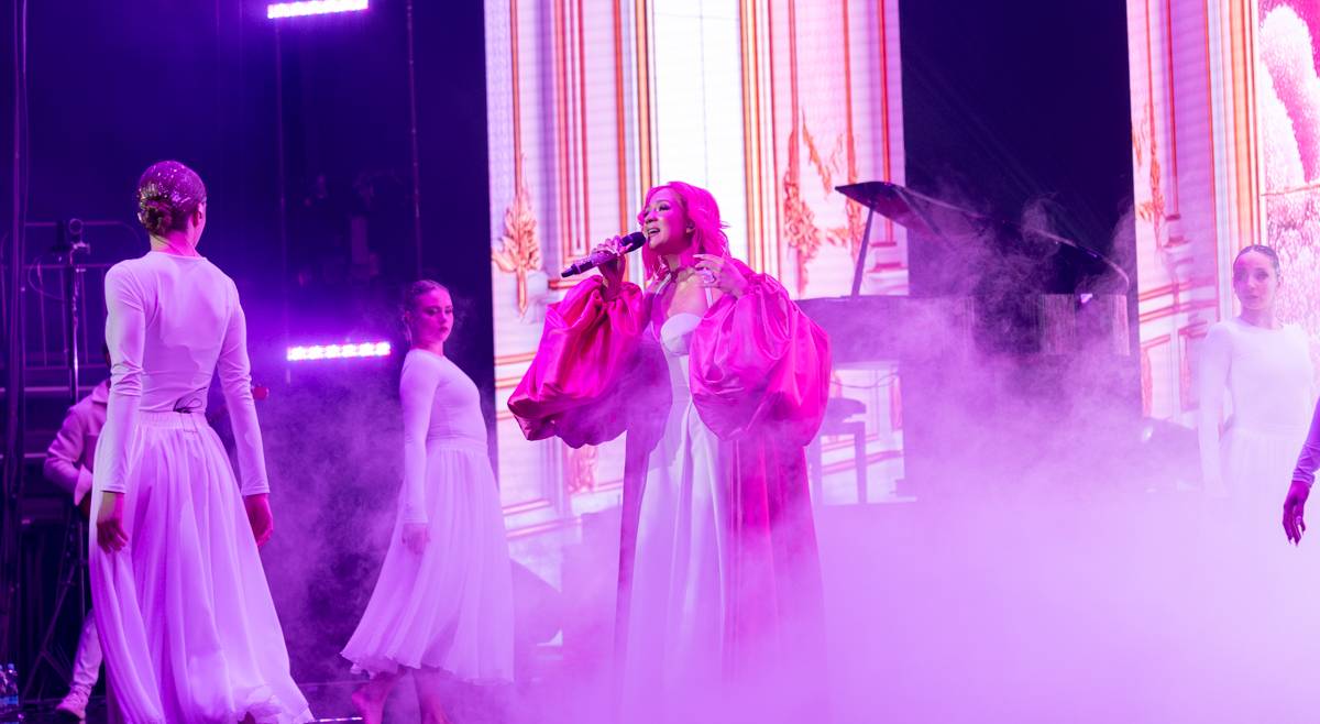 Tereza Mašková zbarvila O2 universum do růžova, pokřtila i nové album