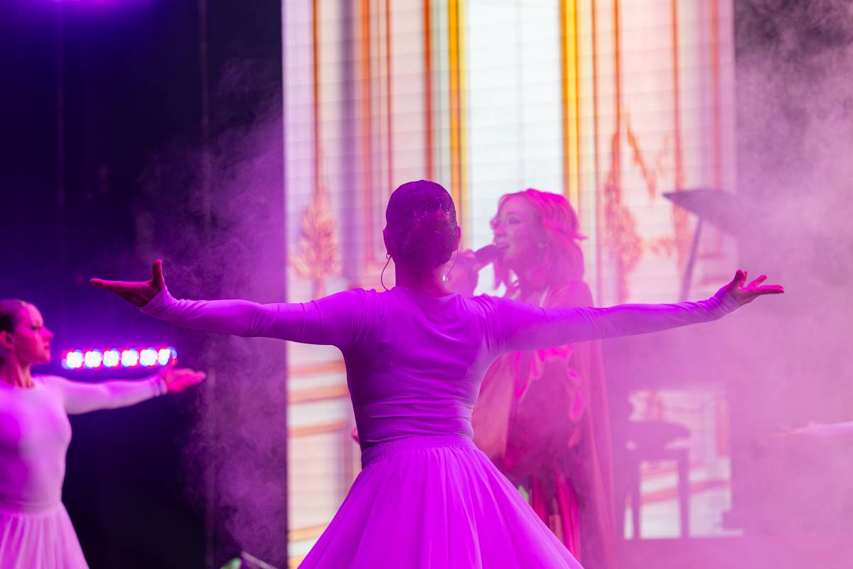 Tereza Mašková zbarvila O2 universum do růžova, pokřtila i nové album