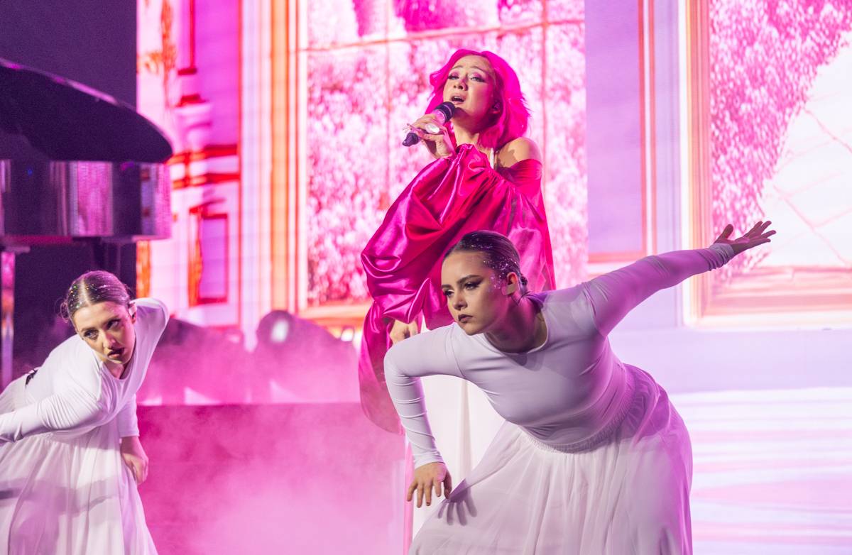 Tereza Mašková zbarvila O2 universum do růžova, pokřtila i nové album