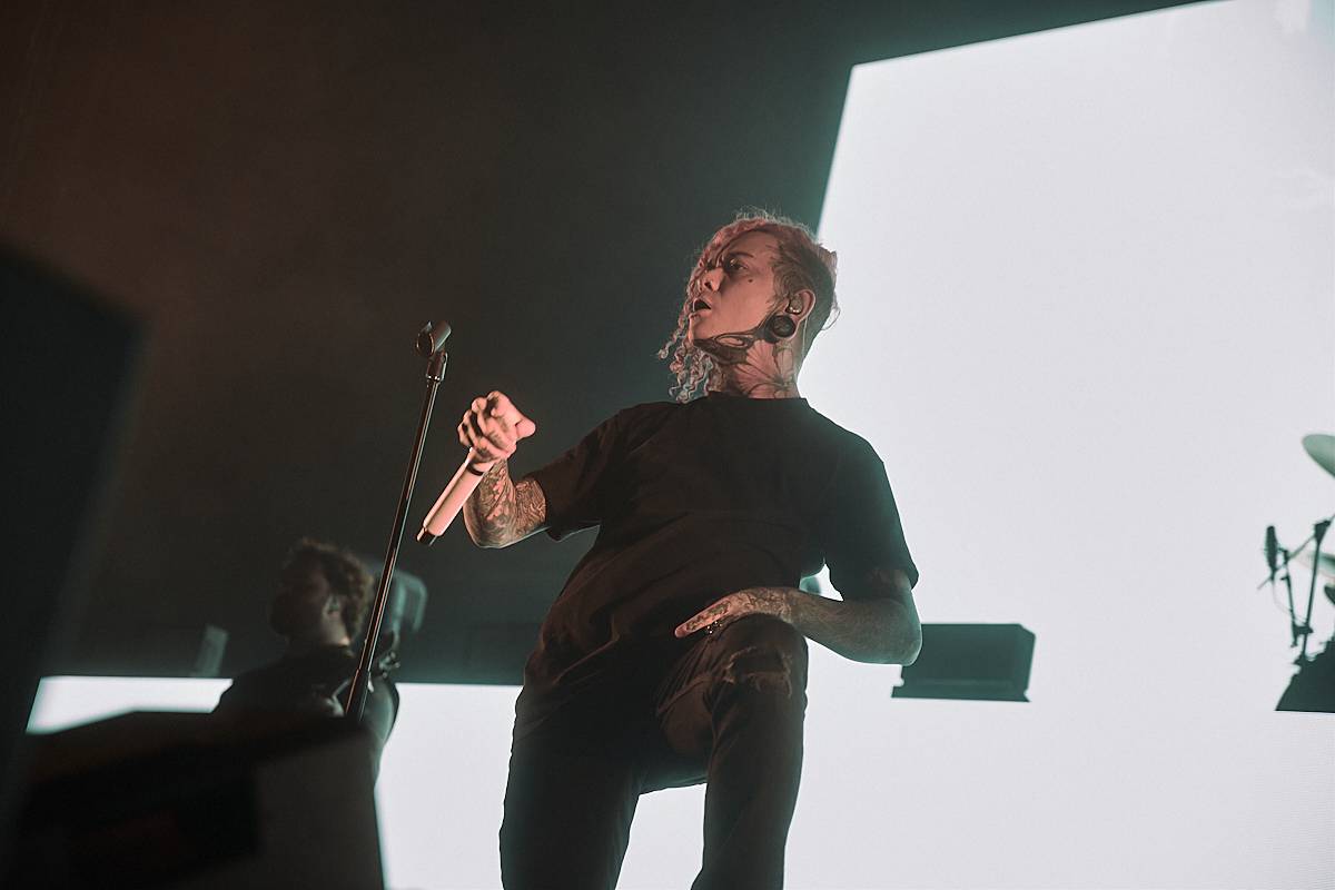 Lorna Shore předvedli precizně řízenou deathcorovou destrukci O2 universa