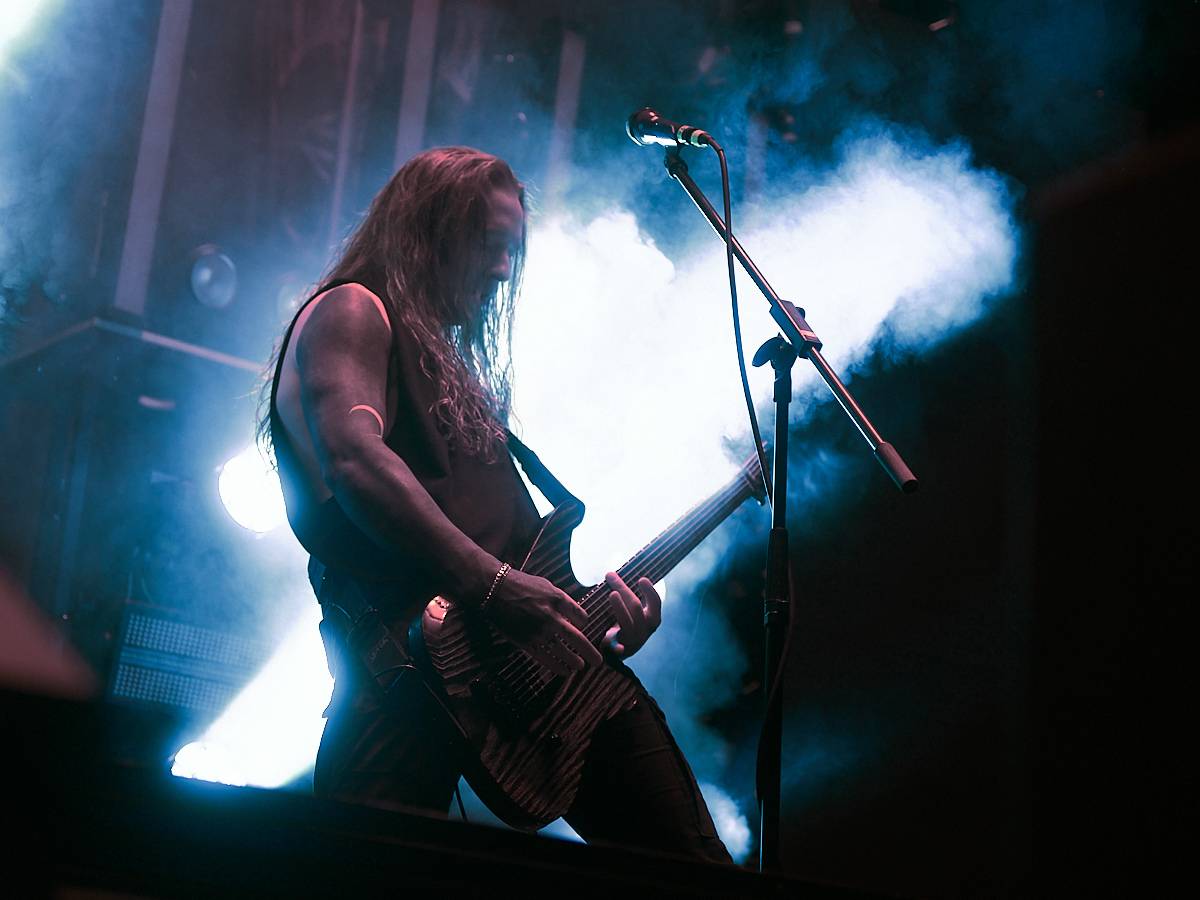 Lorna Shore předvedli precizně řízenou deathcorovou destrukci O2 universa