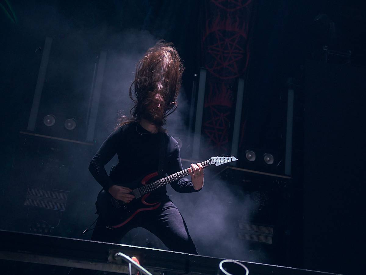 Lorna Shore předvedli precizně řízenou deathcorovou destrukci O2 universa