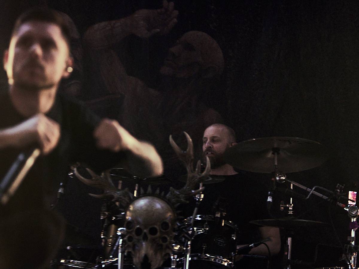 Lorna Shore předvedli precizně řízenou deathcorovou destrukci O2 universa