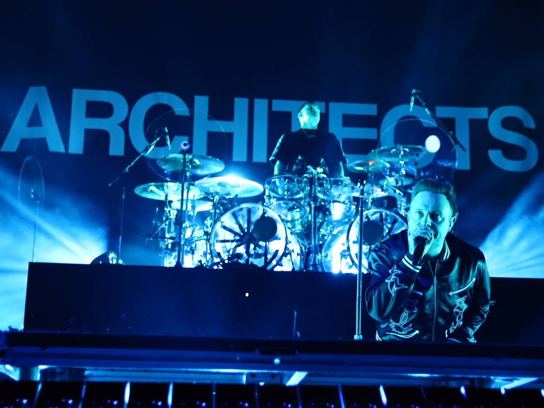 Další nadupaná metalová smršť. Architects kralovali O2 universu