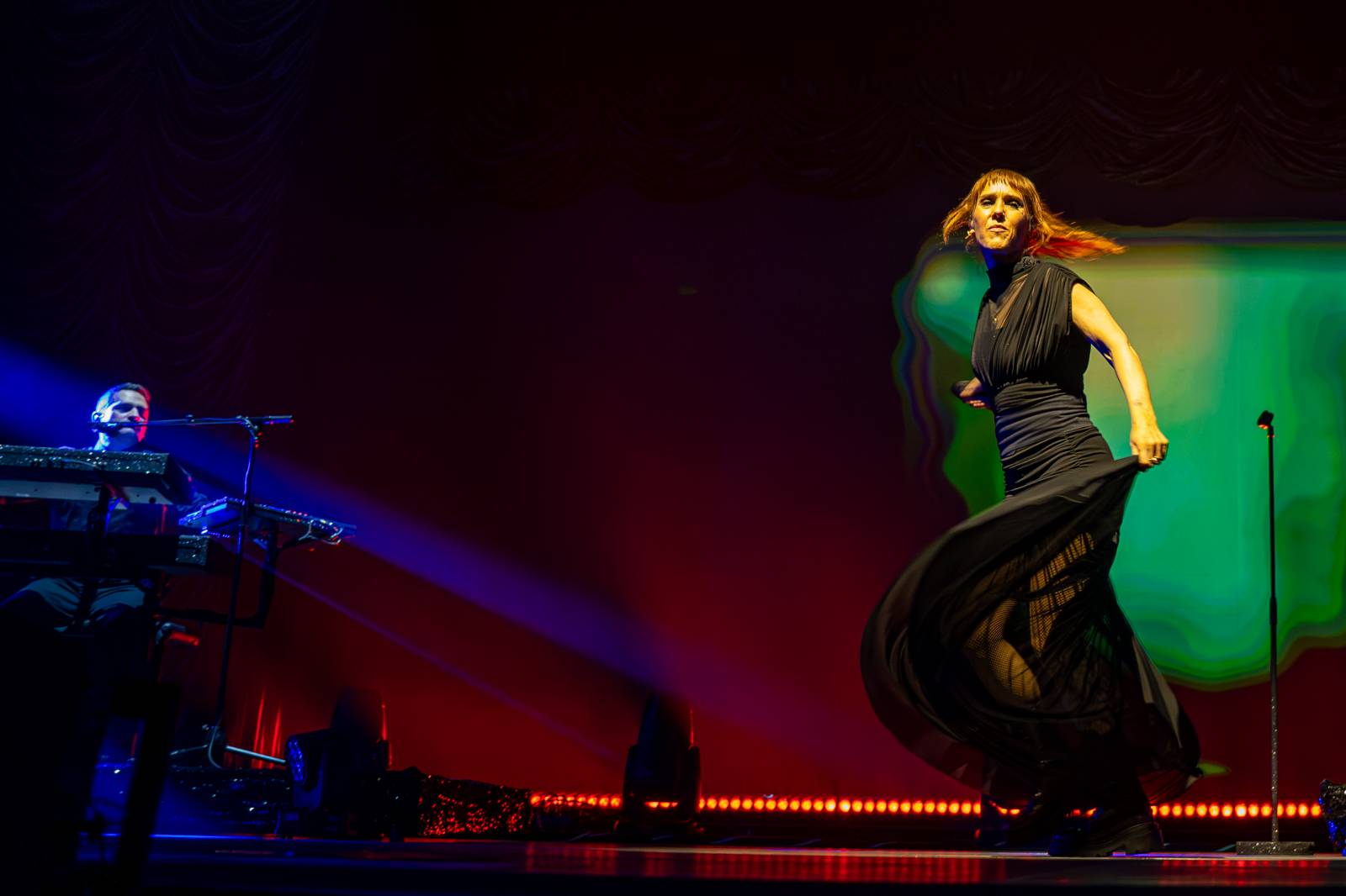 ZAZ dokázala, že hudba nezná hranice. V O2 universu rozdávala radost