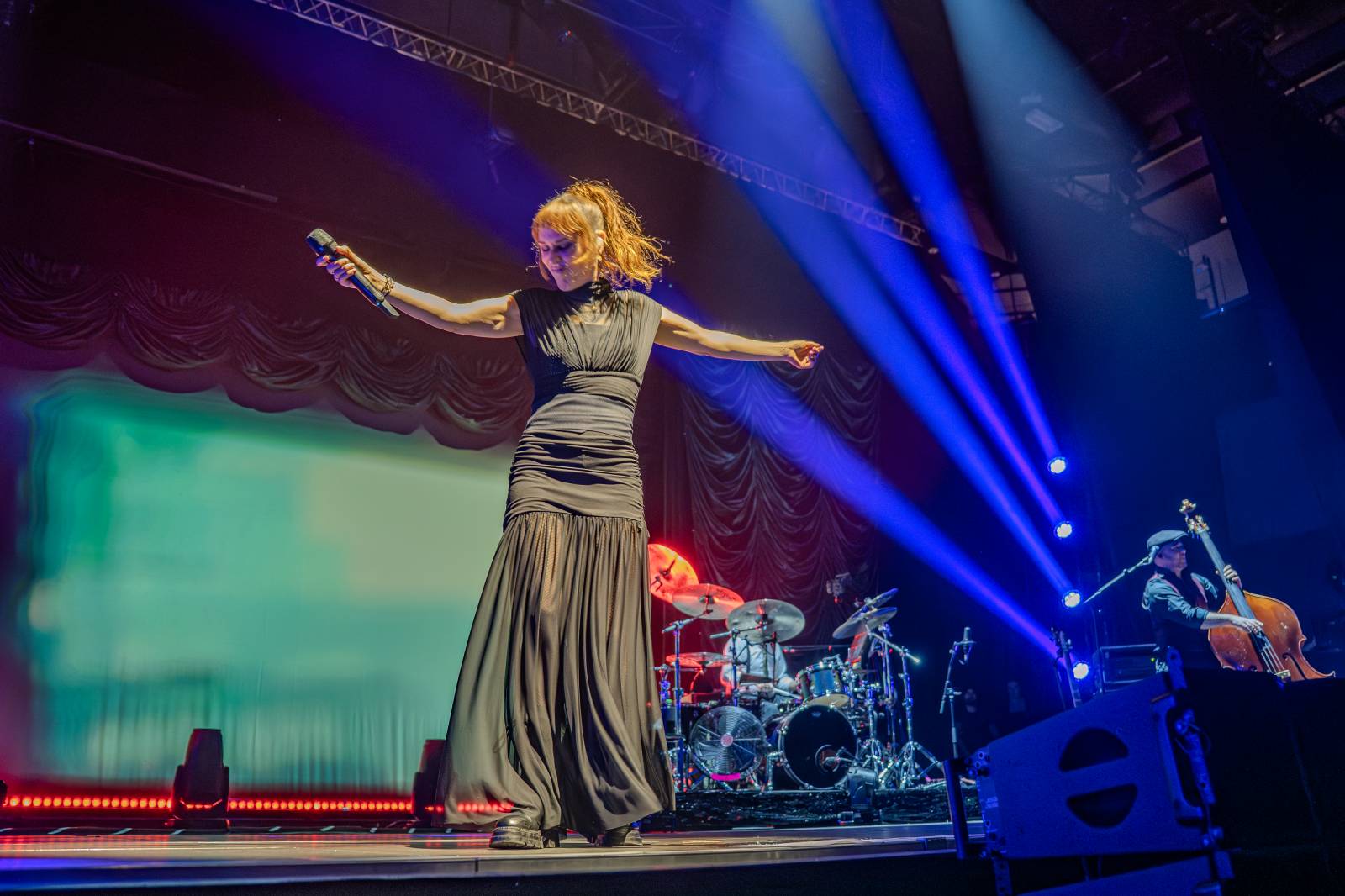 ZAZ dokázala, že hudba nezná hranice. V O2 universu rozdávala radost