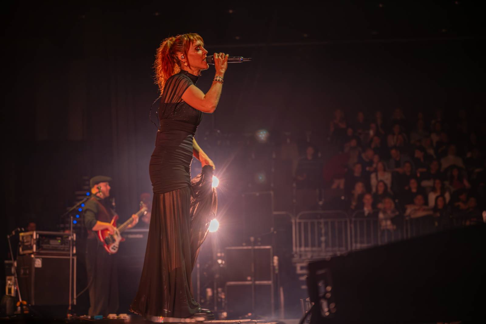 ZAZ dokázala, že hudba nezná hranice. V O2 universu rozdávala radost