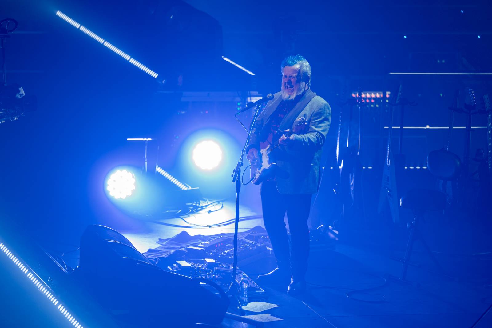 Michal Pavlíček oslavil v O2 universu sedmdesáté narozeniny, přáli mu Bára Basiková, Michael Kocáb, Kamil Střihavka i Vilém Čok