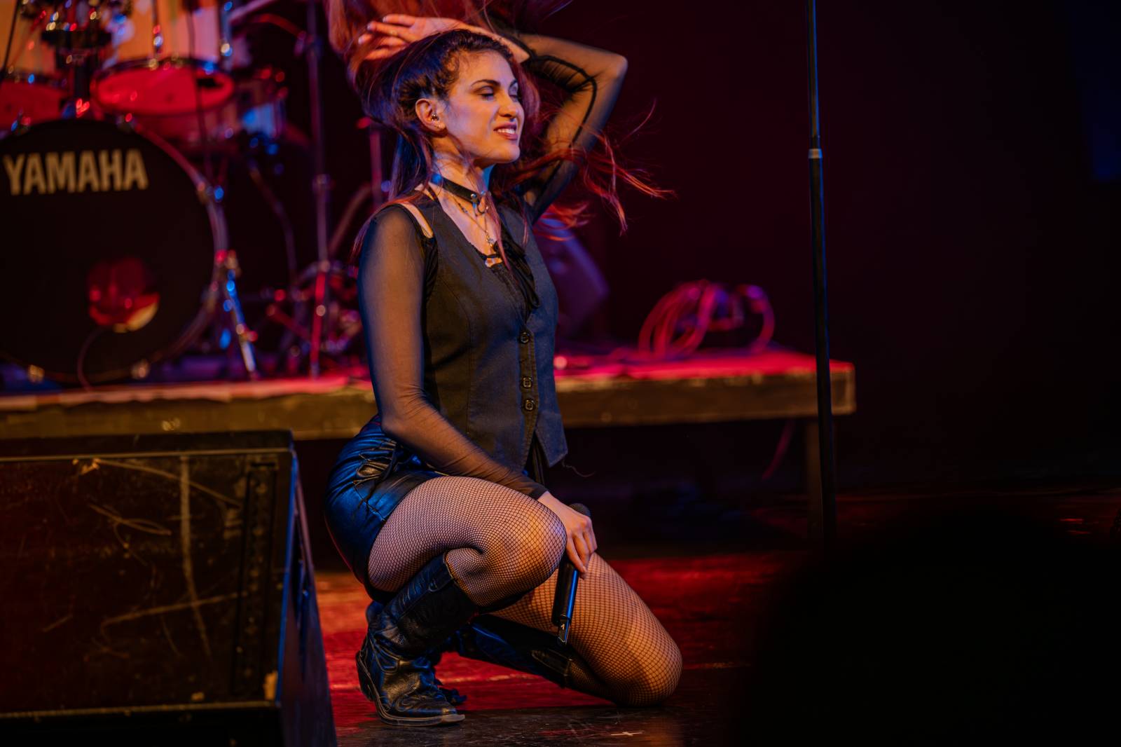 Divadlo Hybernia rozezněly písně Deep Purple. V ženském podání je zazpíval tribute band Strange Kind of Women