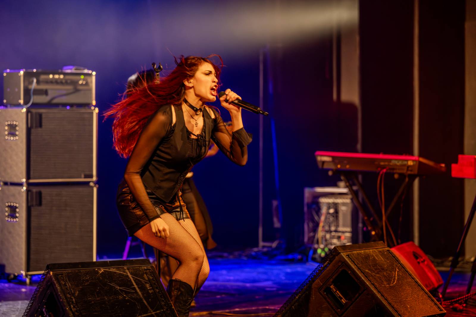 Divadlo Hybernia rozezněly písně Deep Purple. V ženském podání je zazpíval tribute band Strange Kind of Women