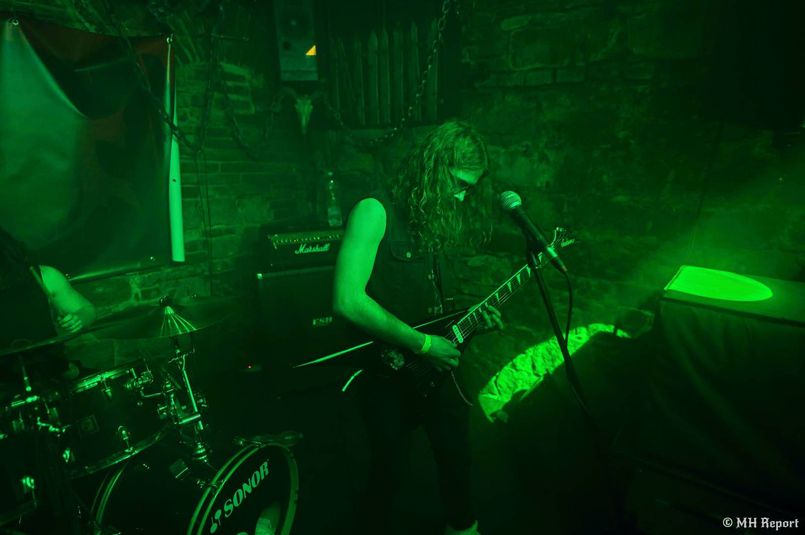 Plzeňský Parlament hostil thrashový večer. Dorazili Exorcizphobia, Deadroots a Krusadist