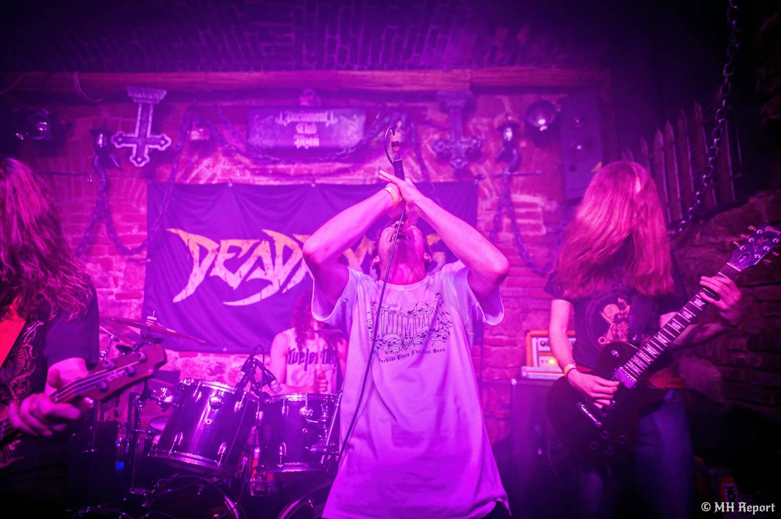 Plzeňský Parlament hostil thrashový večer. Dorazili Exorcizphobia, Deadroots a Krusadist