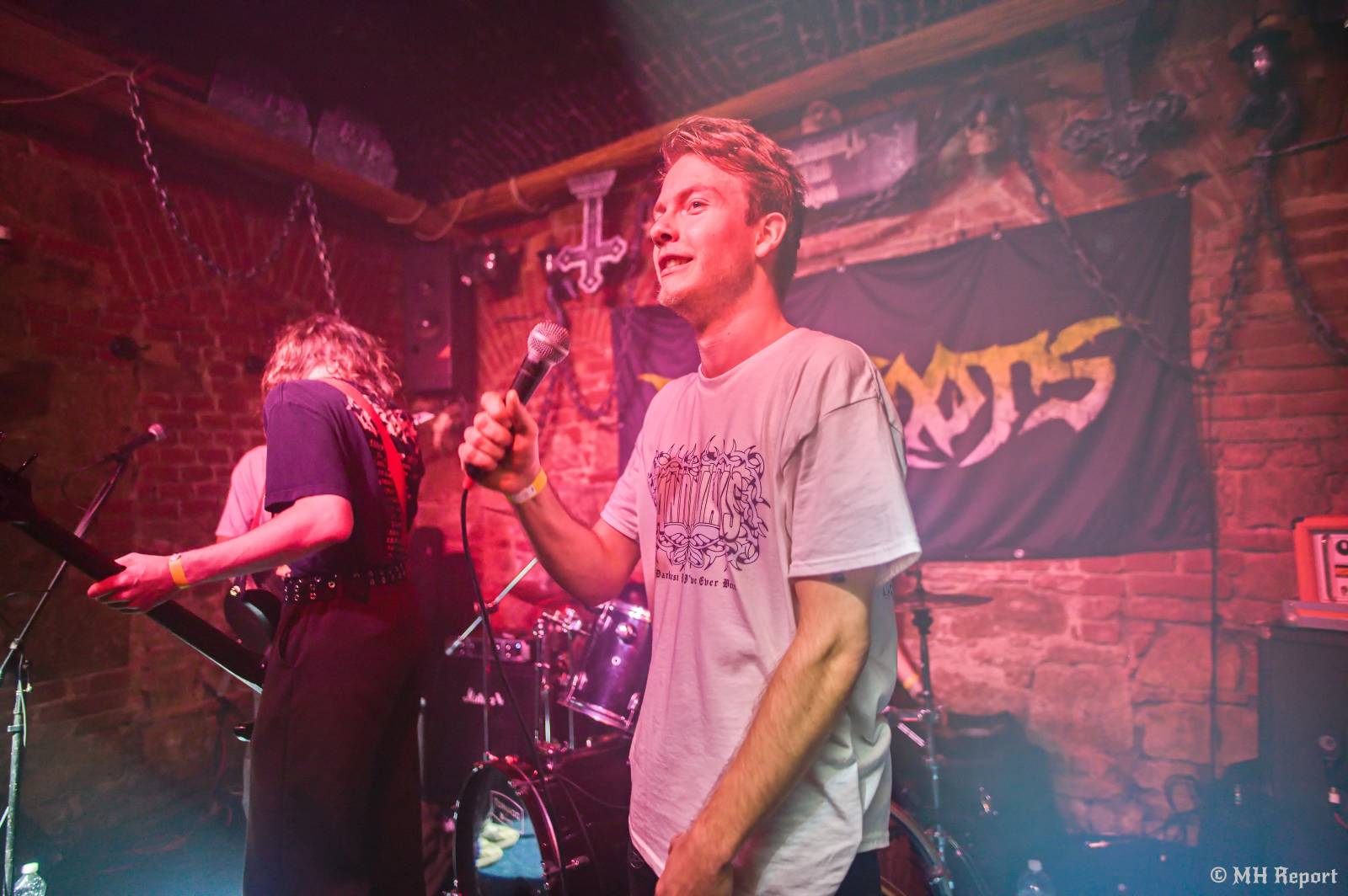 Plzeňský Parlament hostil thrashový večer. Dorazili Exorcizphobia, Deadroots a Krusadist