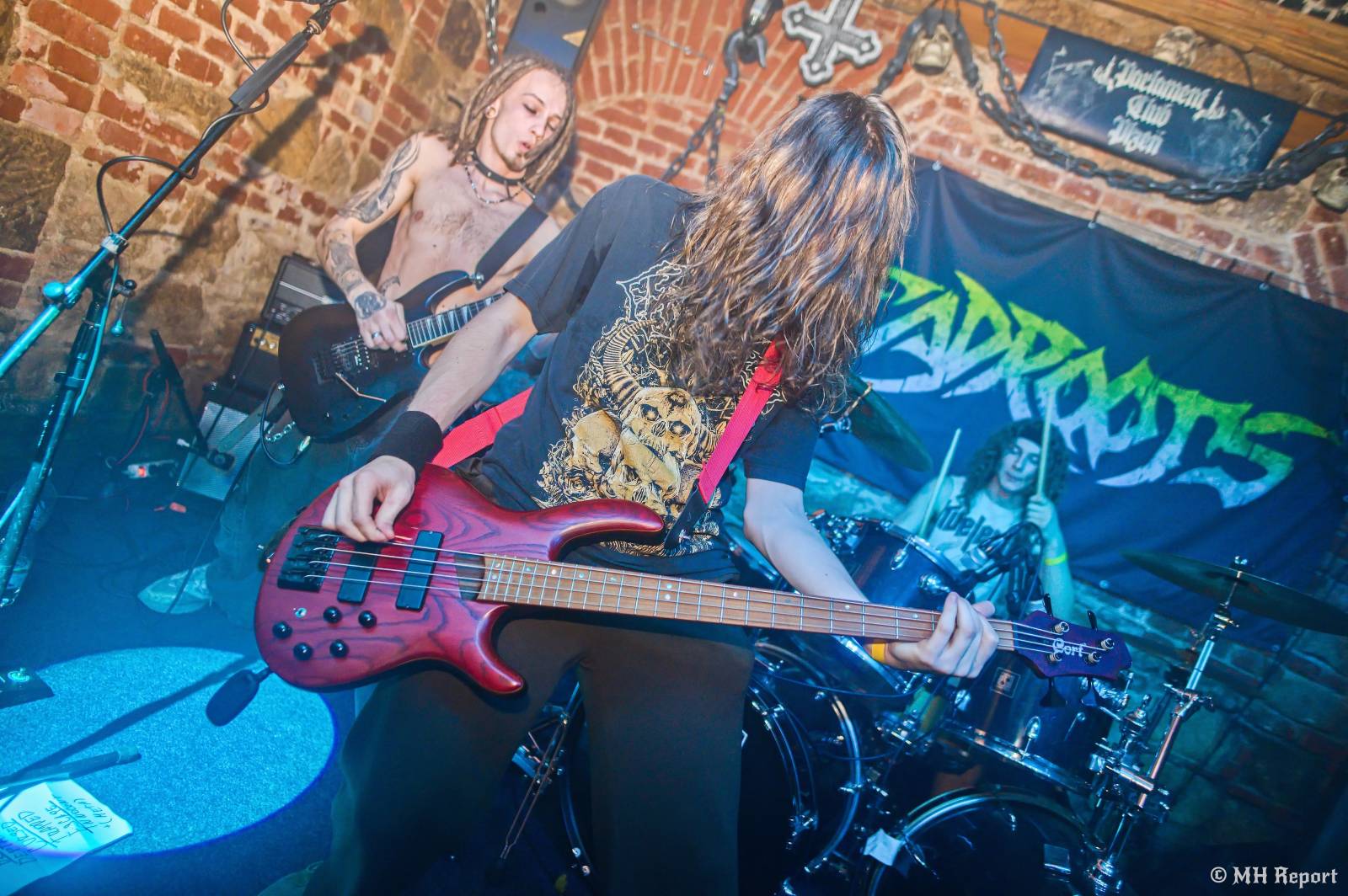 Plzeňský Parlament hostil thrashový večer. Dorazili Exorcizphobia, Deadroots a Krusadist