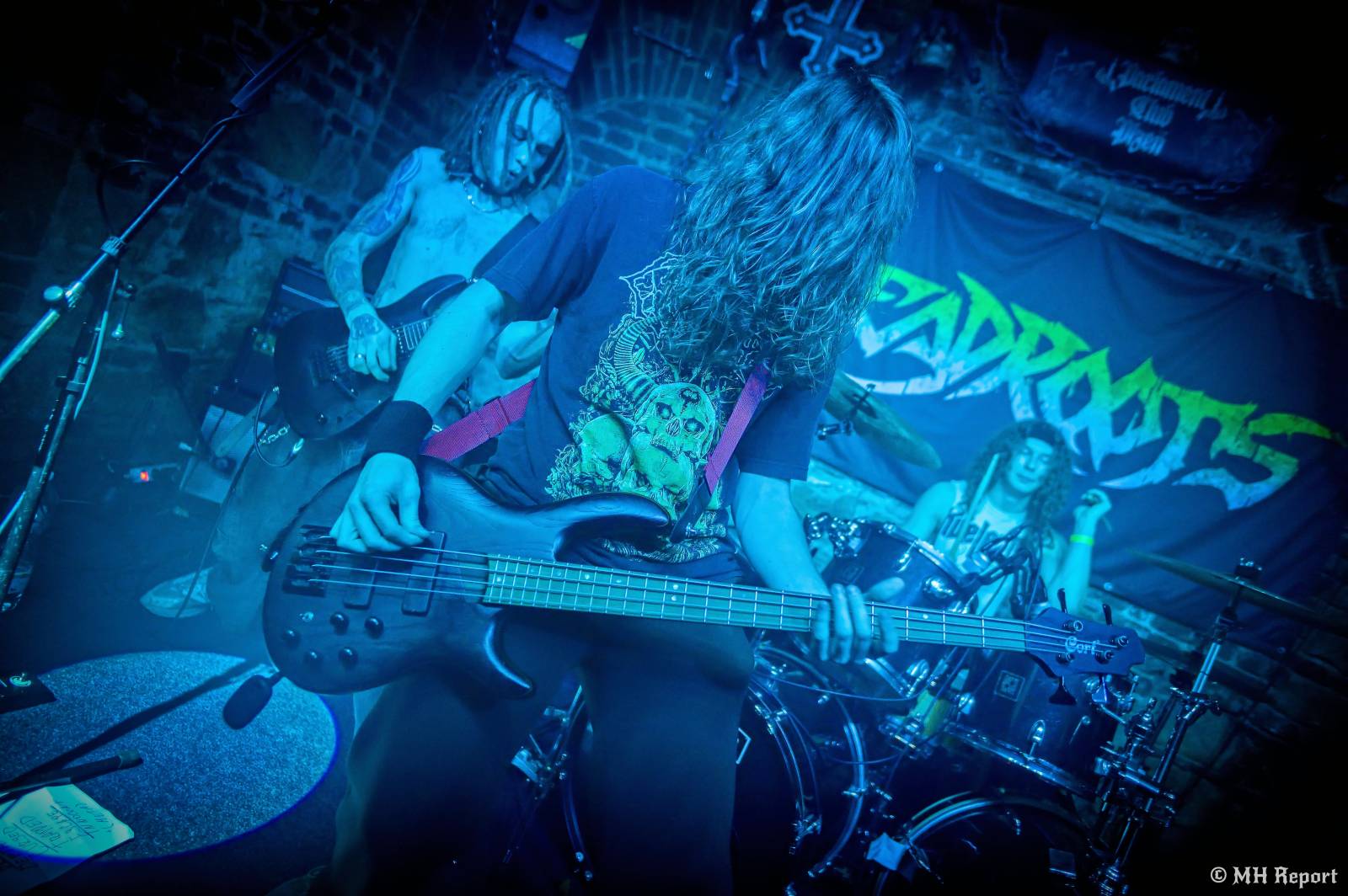 Plzeňský Parlament hostil thrashový večer. Dorazili Exorcizphobia, Deadroots a Krusadist