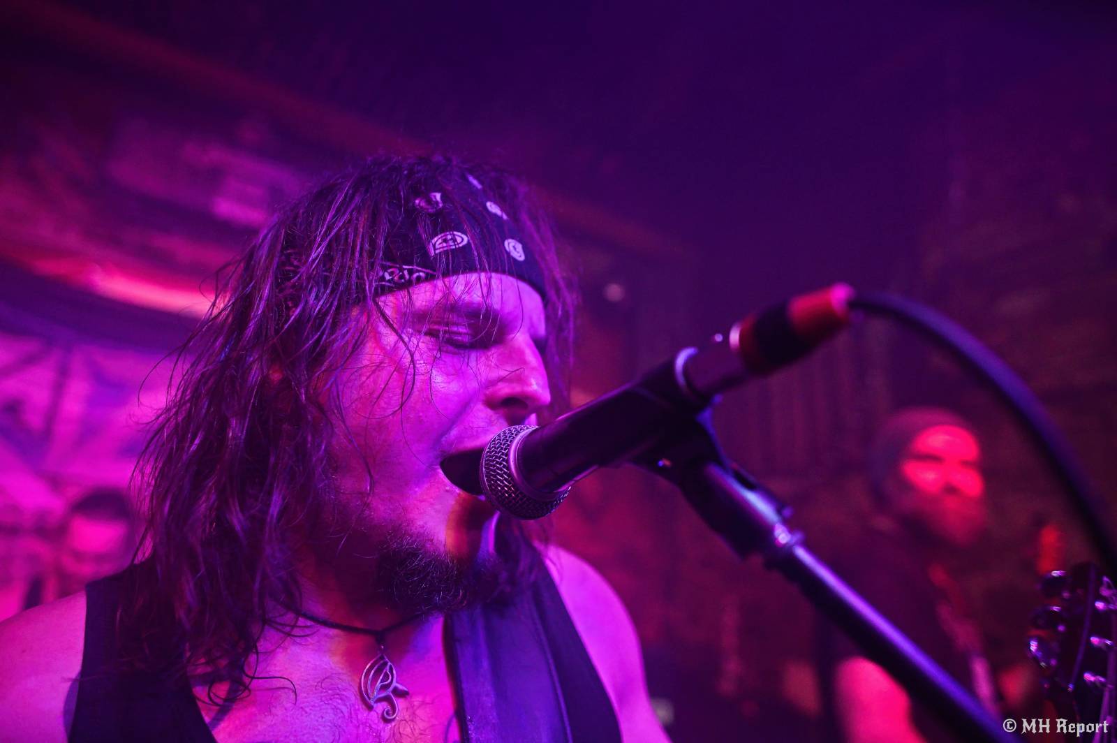 Plzeňský Parlament hostil thrashový večer. Dorazili Exorcizphobia, Deadroots a Krusadist