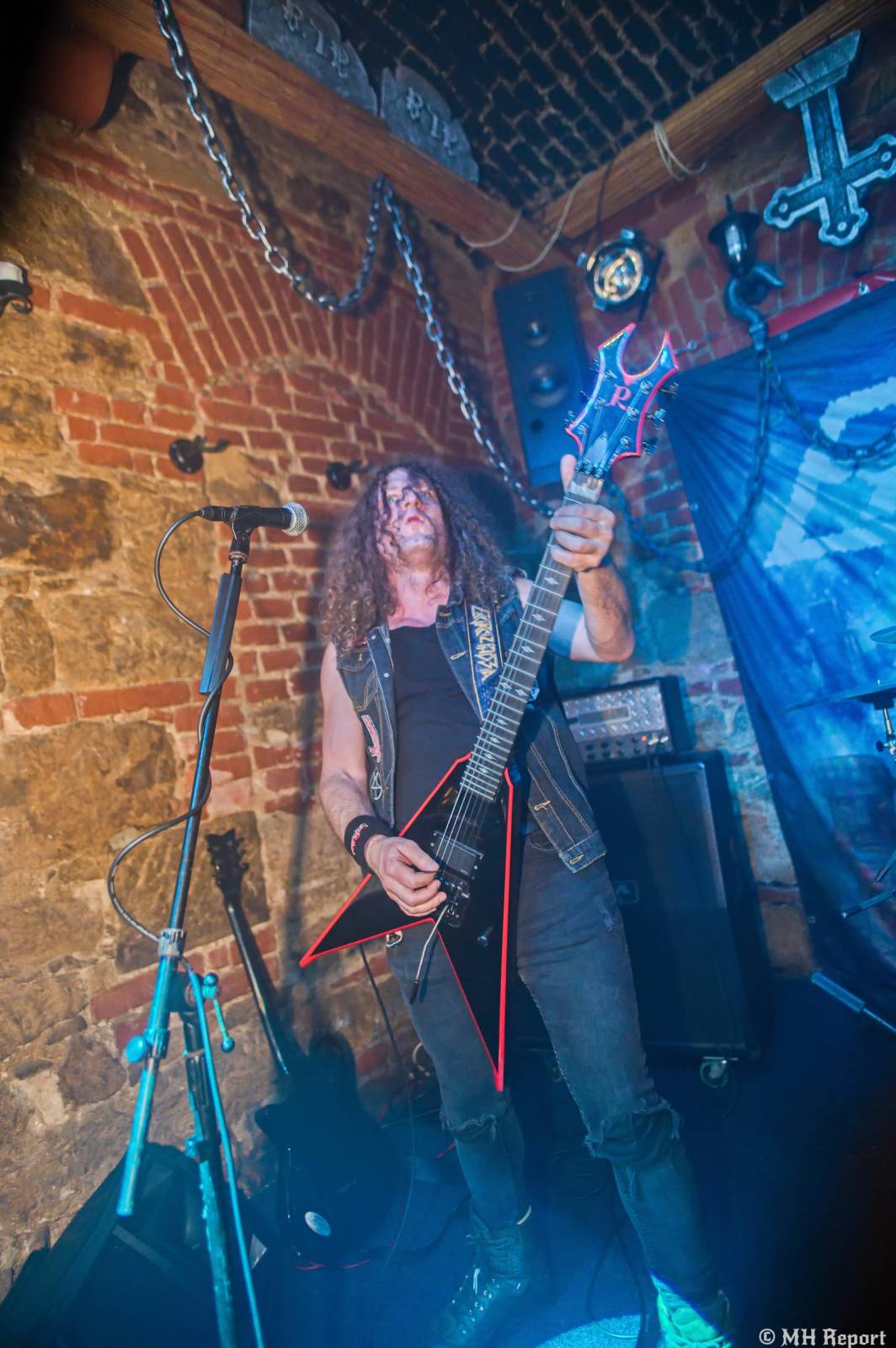 Plzeňský Parlament hostil thrashový večer. Dorazili Exorcizphobia, Deadroots a Krusadist