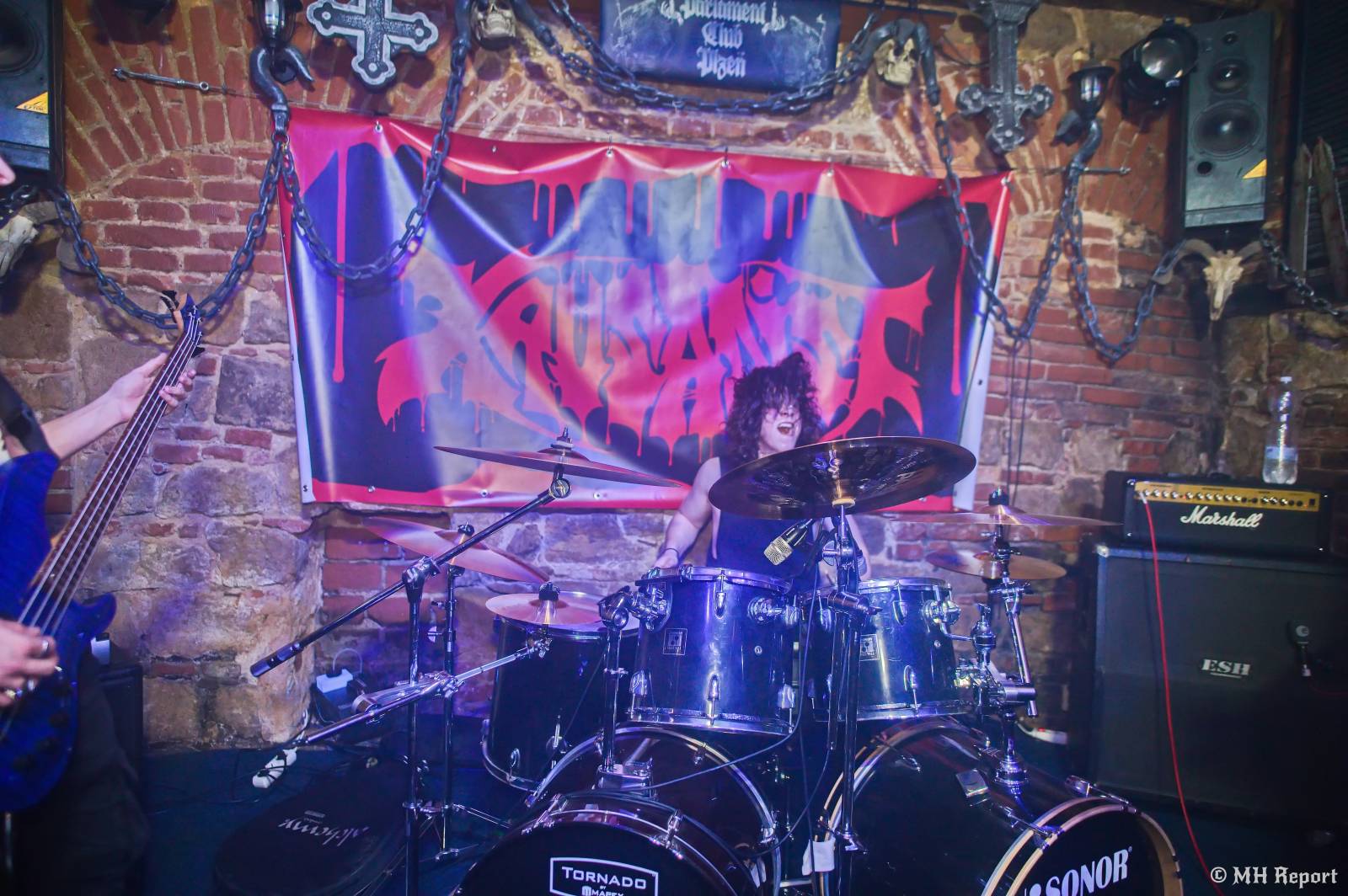 Plzeňský Parlament hostil thrashový večer. Dorazili Exorcizphobia, Deadroots a Krusadist