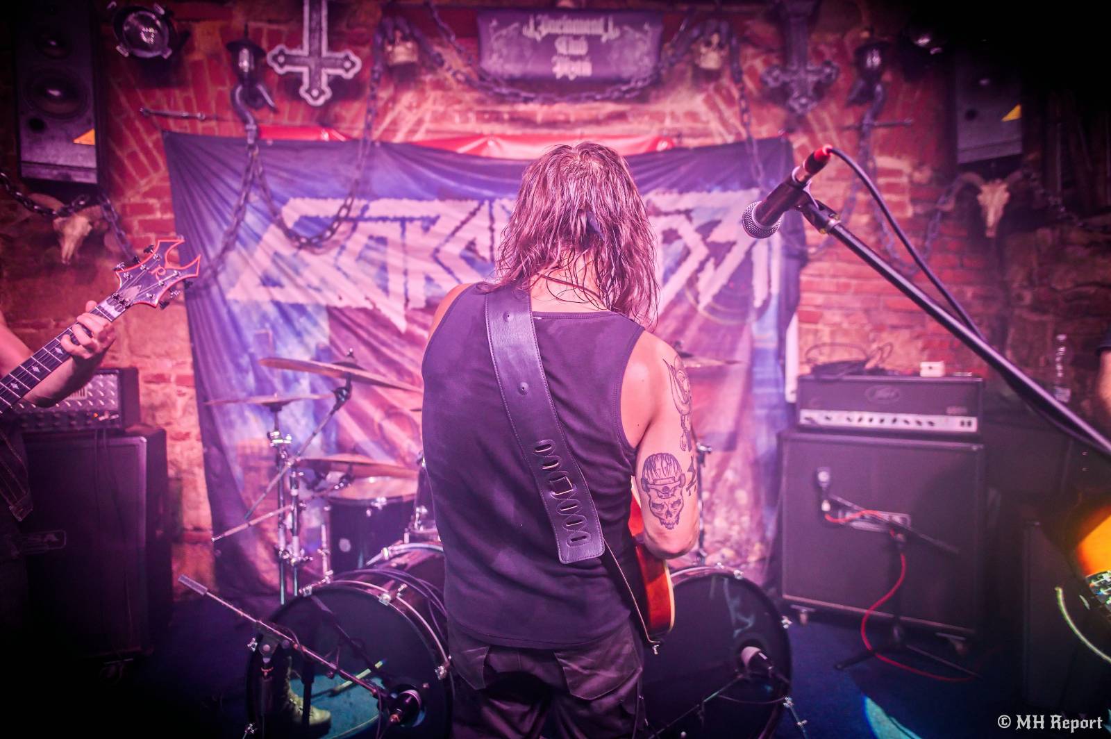 Plzeňský Parlament hostil thrashový večer. Dorazili Exorcizphobia, Deadroots a Krusadist