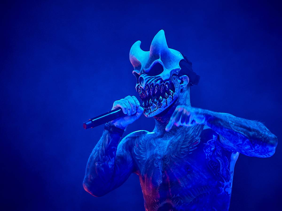 Rozzlobení grizzlyové Slaughter to Prevail s hosty Suicide Silence a Dying Fetus odpálili ohnivou show ve Foru Karlín