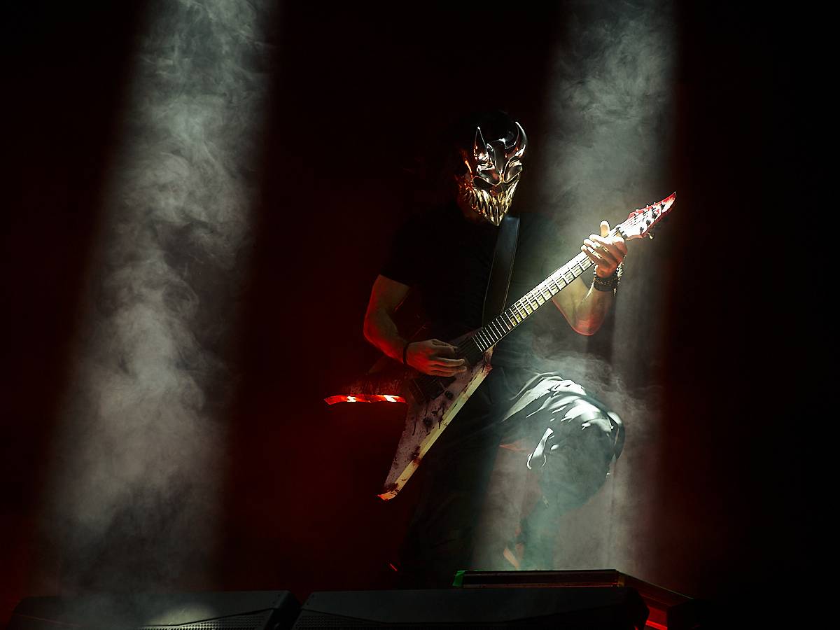 Rozzlobení grizzlyové Slaughter to Prevail s hosty Suicide Silence a Dying Fetus odpálili ohnivou show ve Foru Karlín