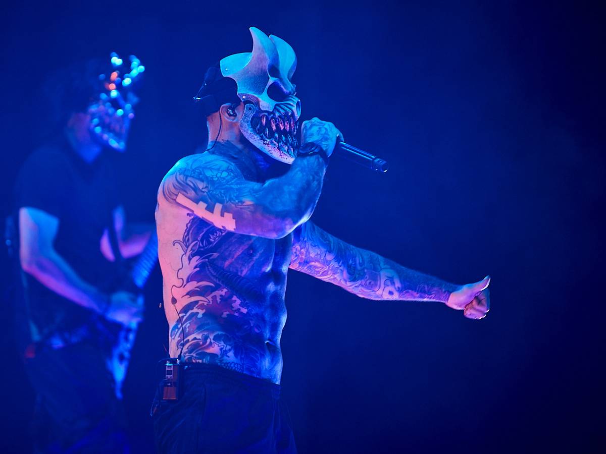 Rozzlobení grizzlyové Slaughter to Prevail s hosty Suicide Silence a Dying Fetus odpálili ohnivou show ve Foru Karlín