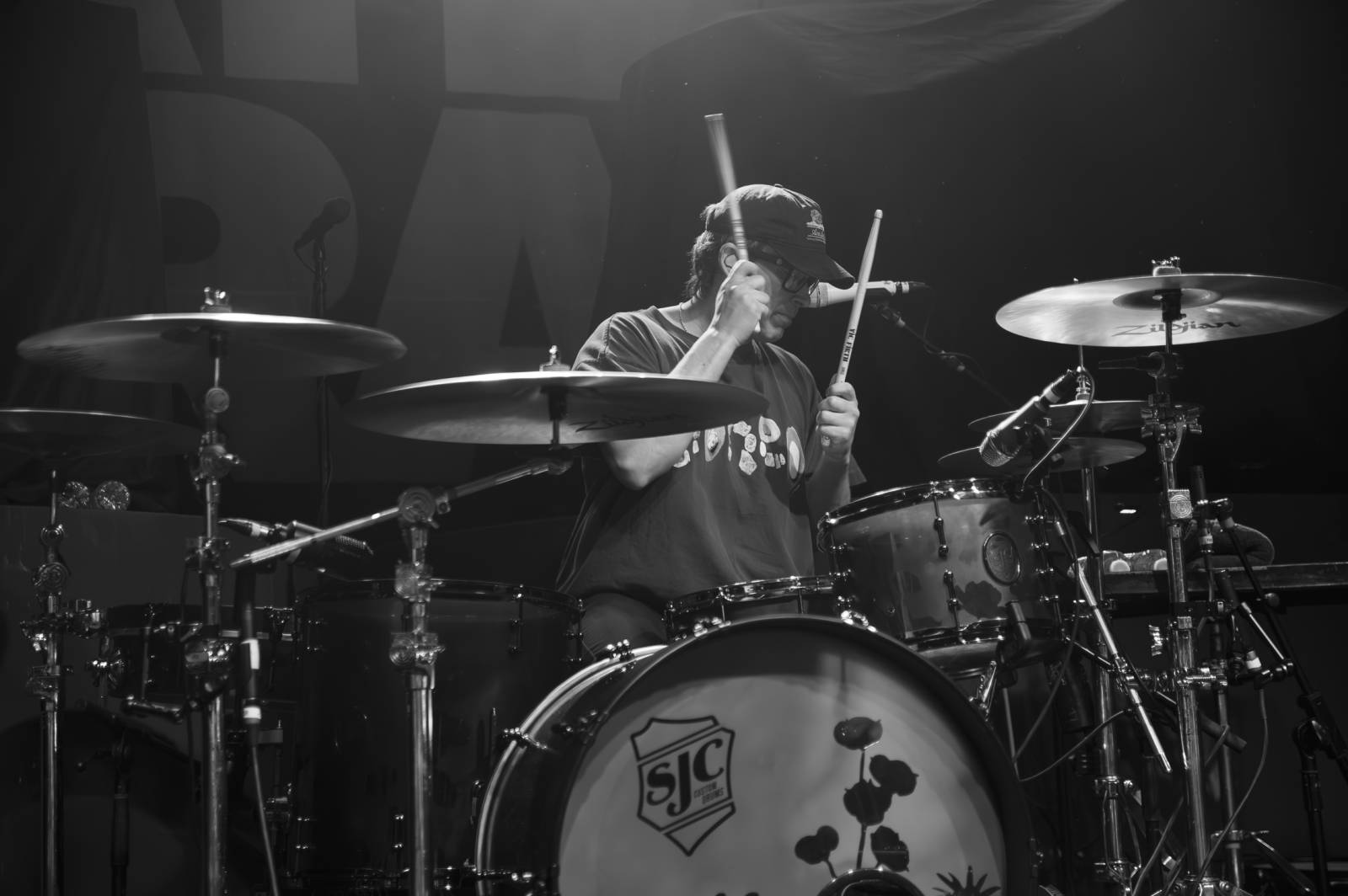 All Time Low se vrátili do Prahy. Přivezli s sebou nové album Everyone's Talking