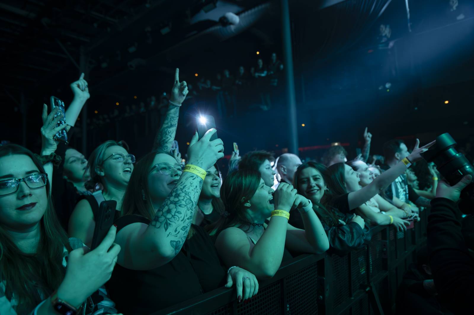 All Time Low se vrátili do Prahy. Přivezli s sebou nové album Everyone's Talking