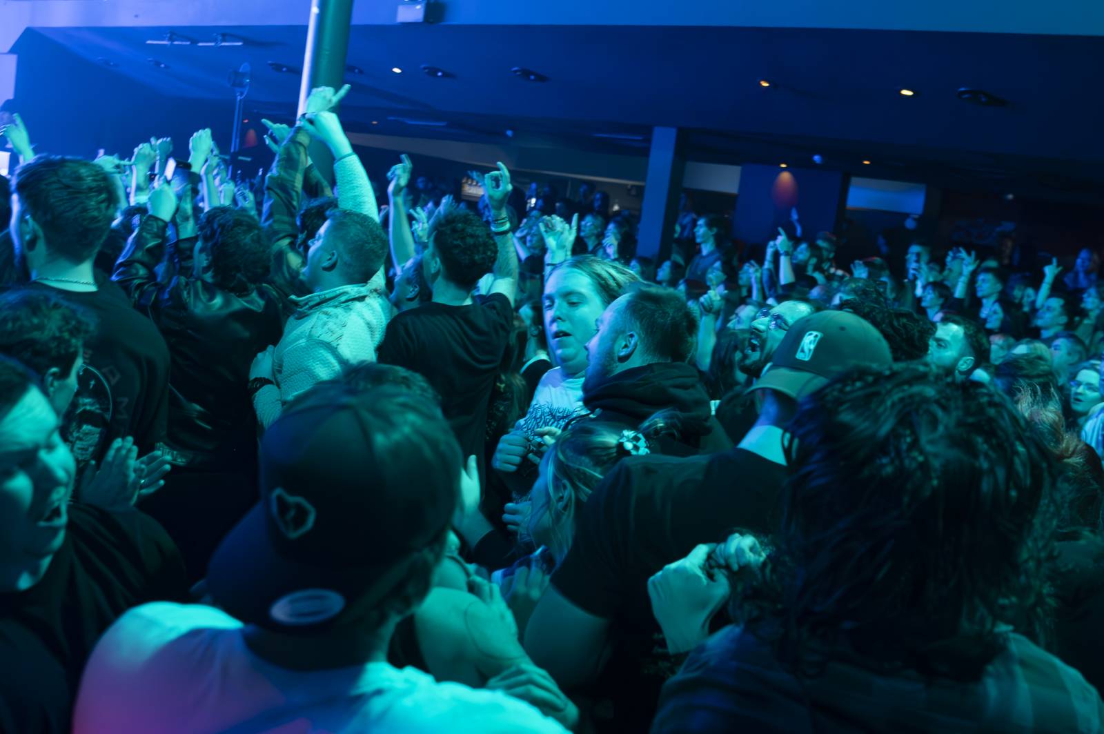 All Time Low se vrátili do Prahy. Přivezli s sebou nové album Everyone's Talking