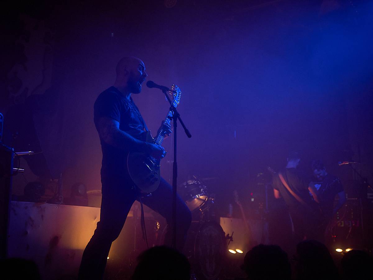 Opera? Balkán? Grindcorové blastbeaty? Igorrr v Roxy v Praze bořil hranice žánrů