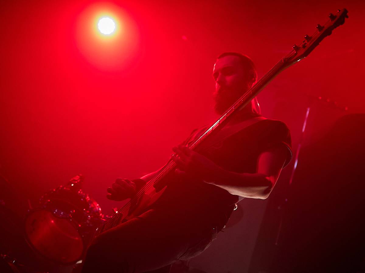 Opera? Balkán? Grindcorové blastbeaty? Igorrr v Roxy v Praze bořil hranice žánrů