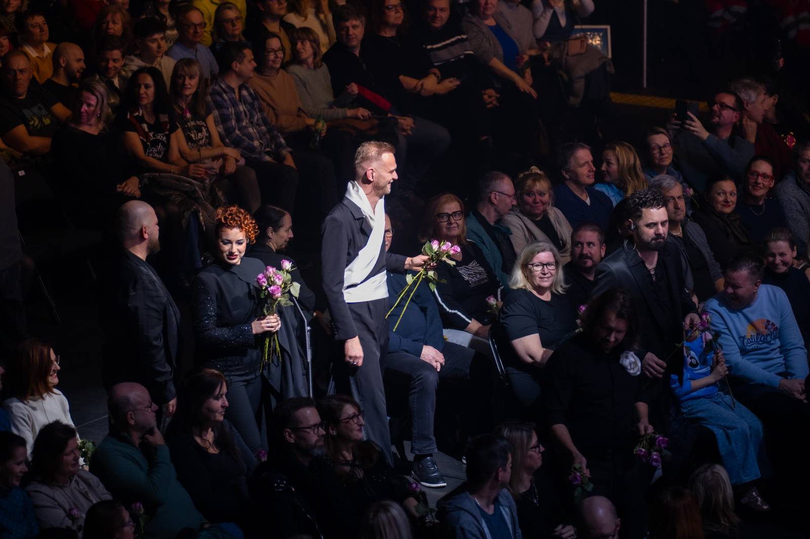 O5 a Radeček strávili Valentýn s fanoušky v O2 universu, došlo i na žádosti o ruku