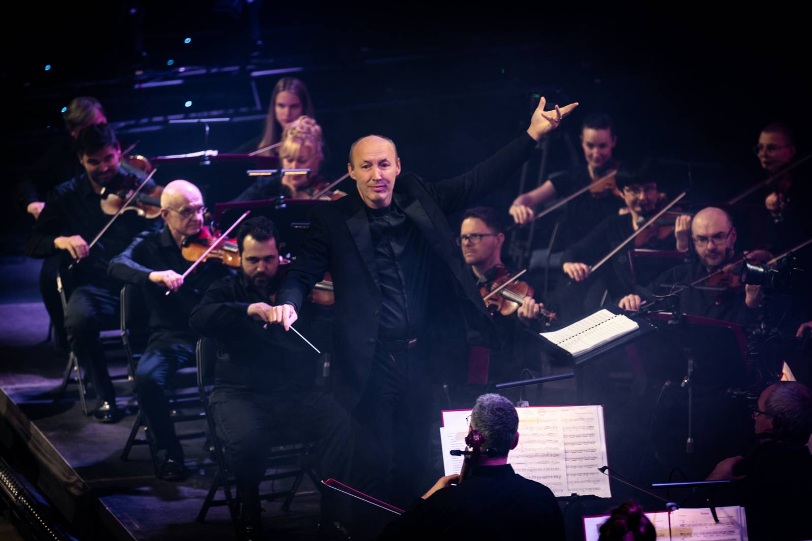 O5 a Radeček strávili Valentýn s fanoušky v O2 universu, došlo i na žádosti o ruku