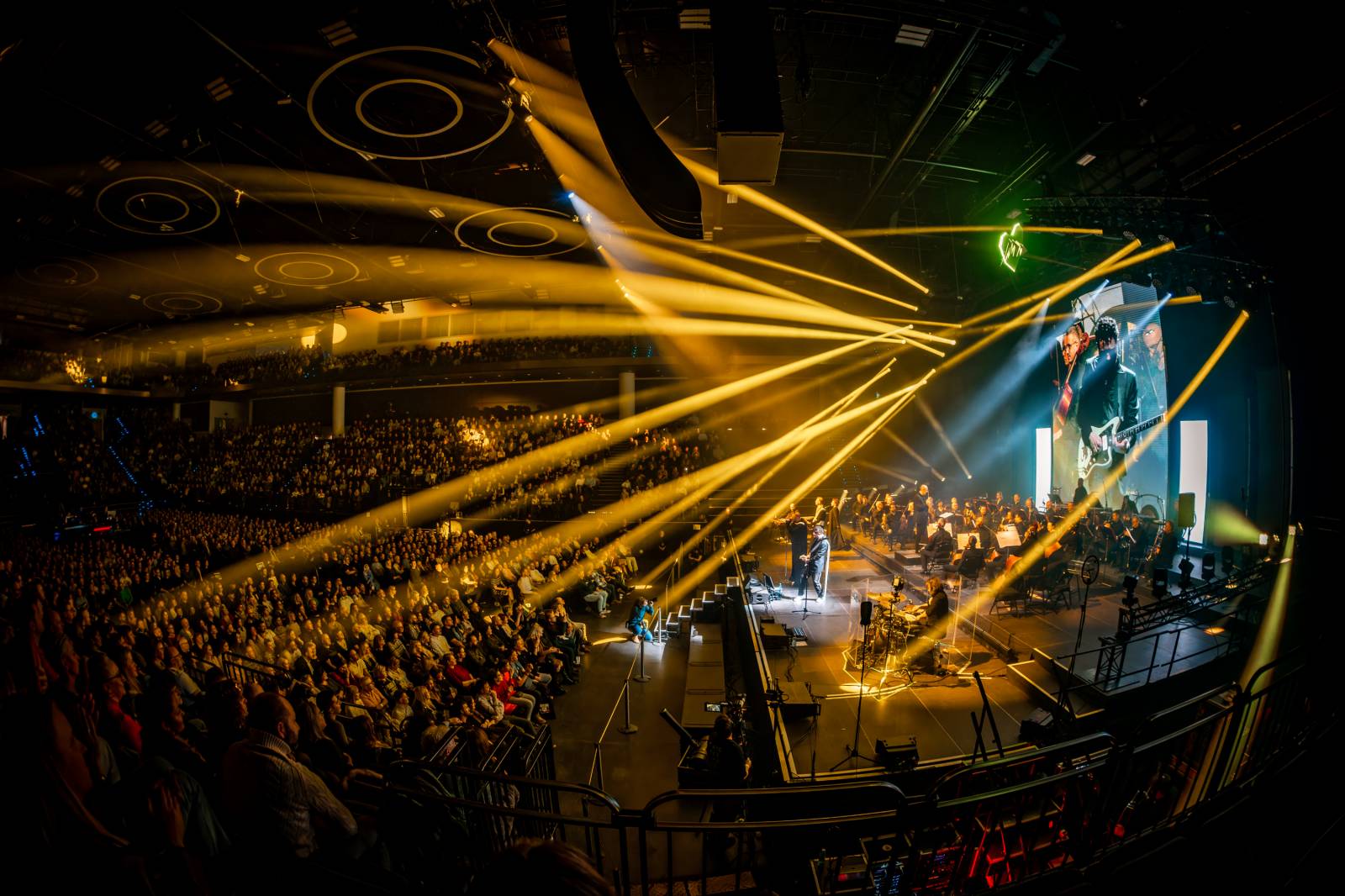 O5 a Radeček strávili Valentýn s fanoušky v O2 universu, došlo i na žádosti o ruku