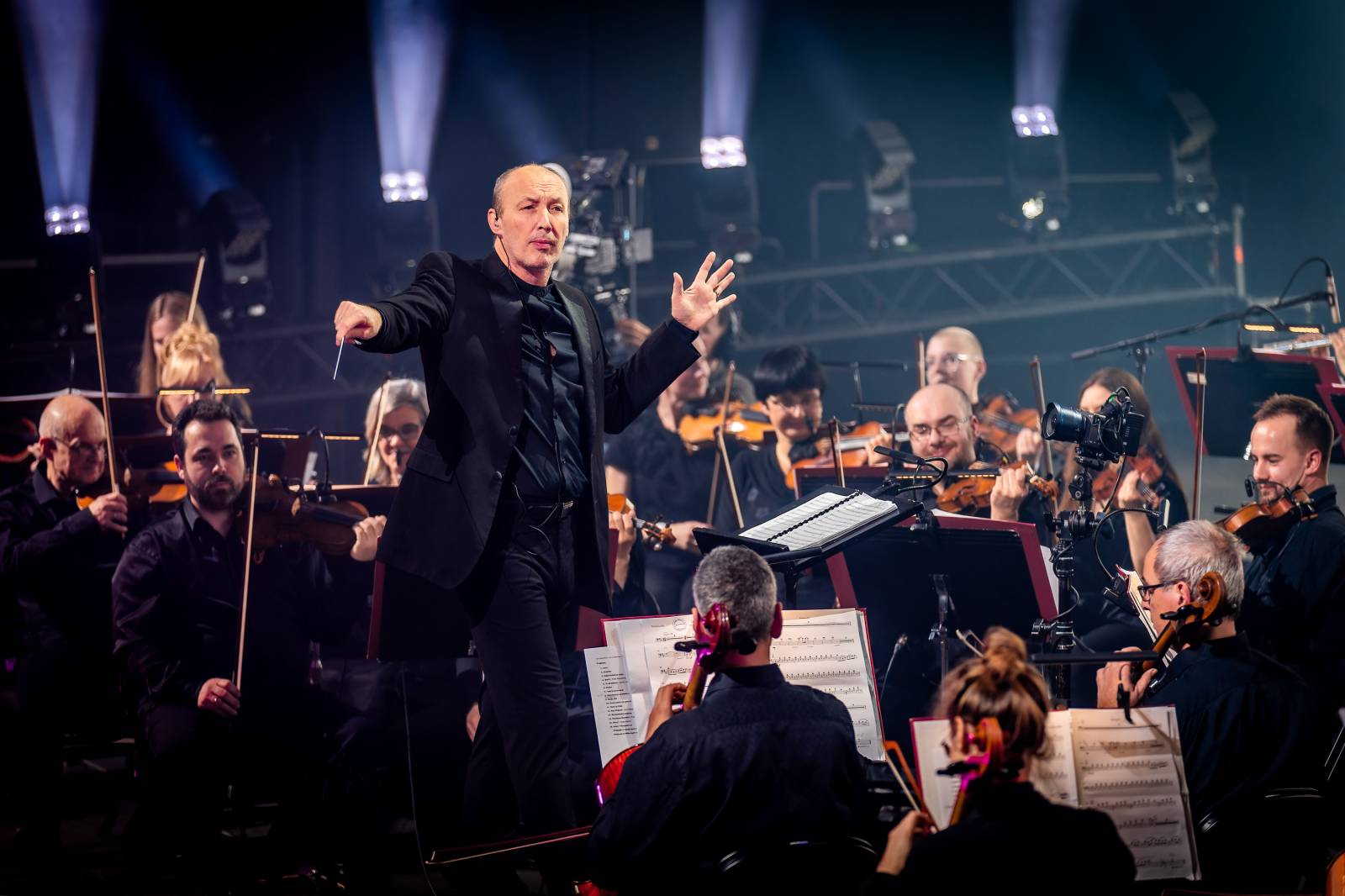 O5 a Radeček strávili Valentýn s fanoušky v O2 universu, došlo i na žádosti o ruku