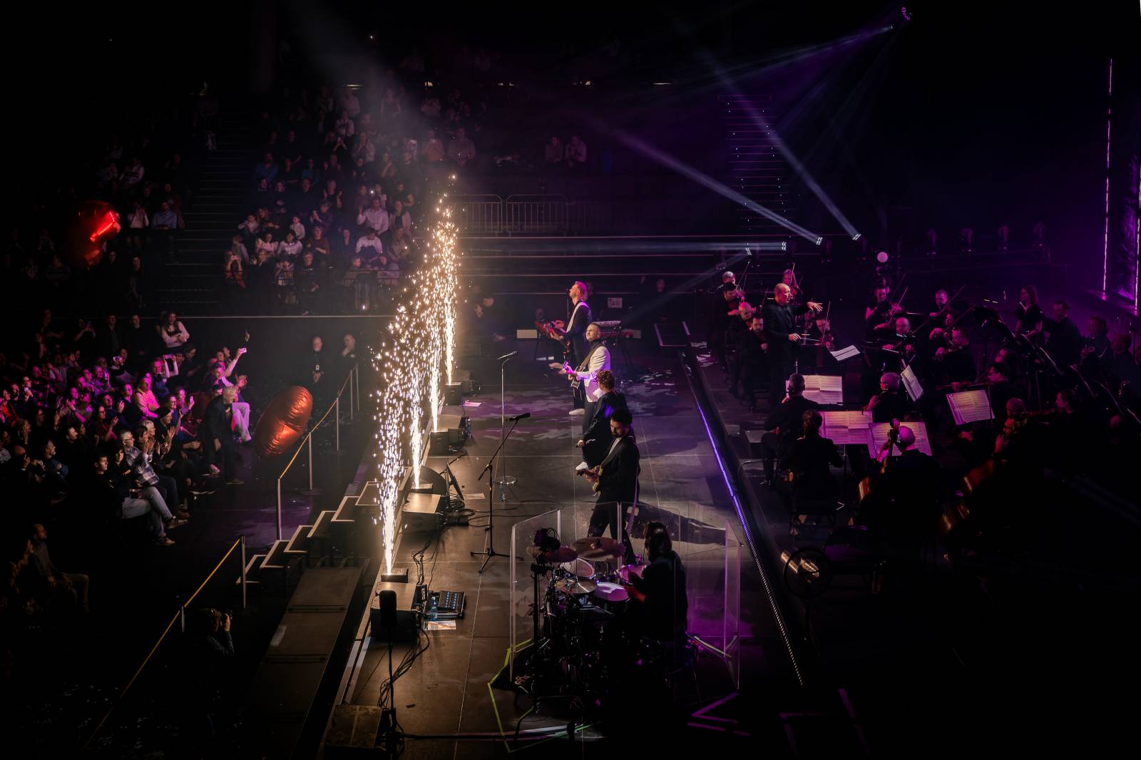 O5 a Radeček strávili Valentýn s fanoušky v O2 universu, došlo i na žádosti o ruku