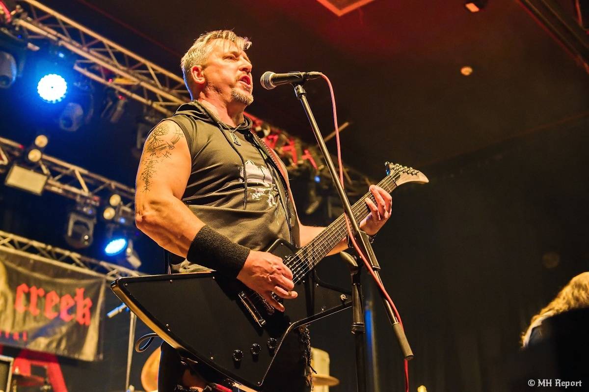 Pořádná porce thrash metalu v Šeříkovce. Dorazili Debustrol, Fata Morgana a Blood Creek