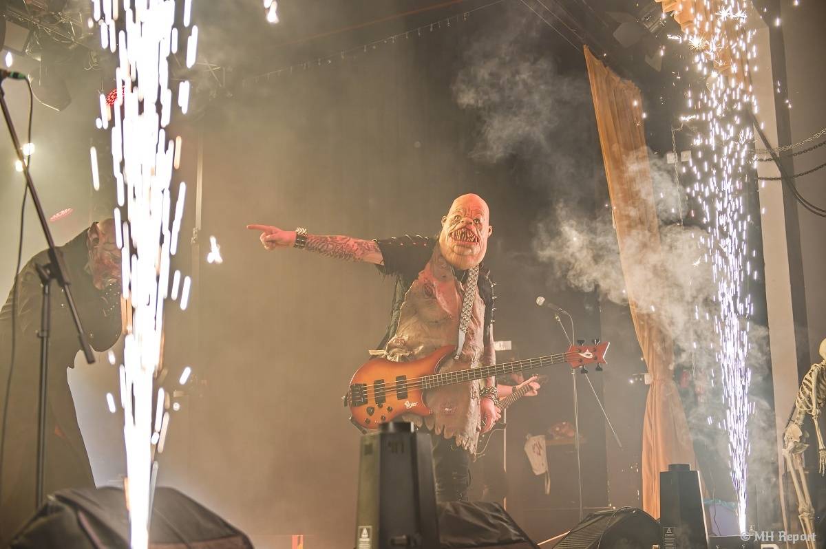 Pořádná porce thrash metalu v Šeříkovce. Dorazili Debustrol, Fata Morgana a Blood Creek