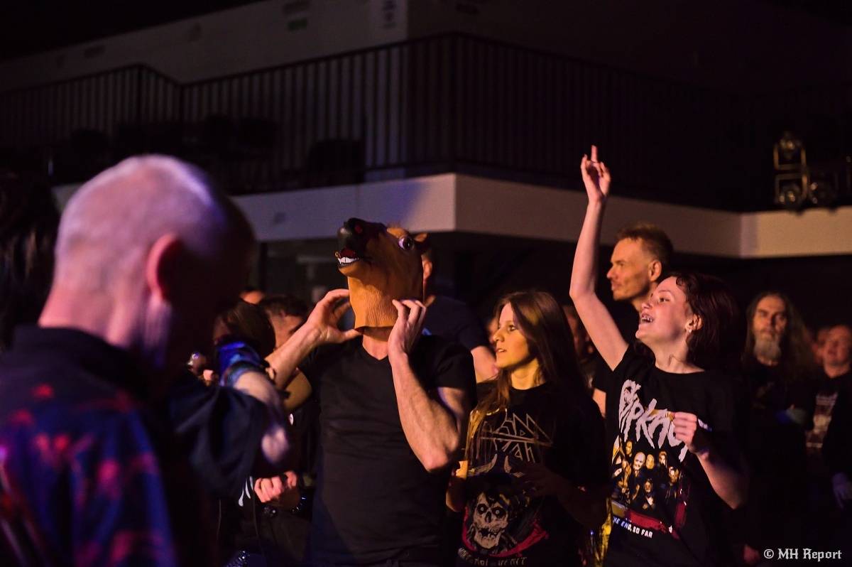 Pořádná porce thrash metalu v Šeříkovce. Dorazili Debustrol, Fata Morgana a Blood Creek