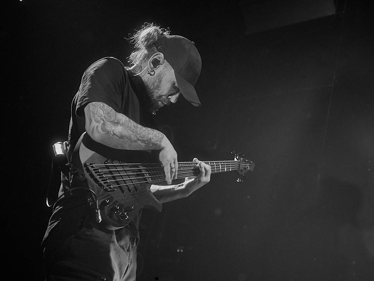 Jinjer předávali ve vyprodaném Roxy metalovou radost, večer otevřeli Textures a Unprocessed