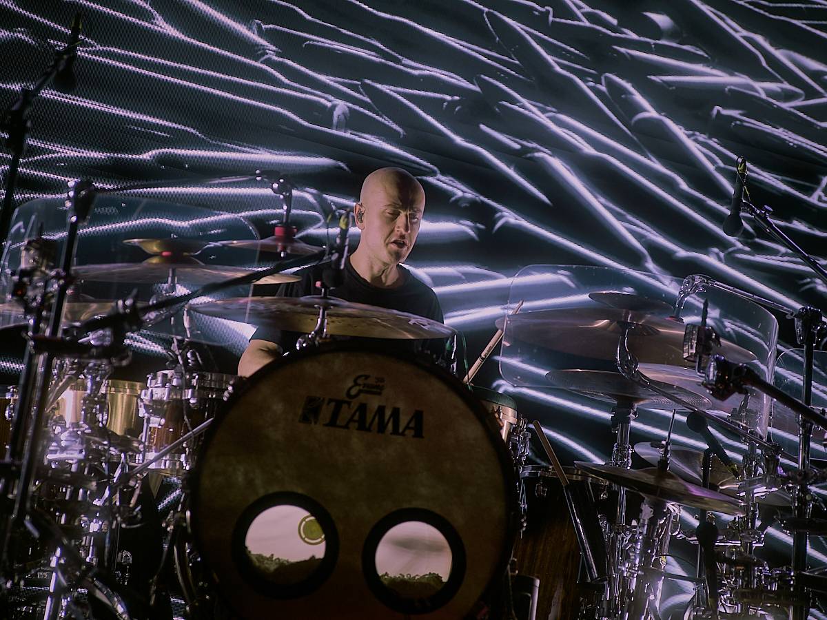 Jinjer předávali ve vyprodaném Roxy metalovou radost, večer otevřeli Textures a Unprocessed