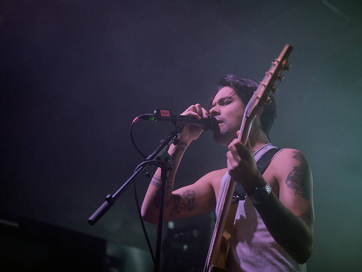 Jinjer předávali ve vyprodaném Roxy metalovou radost, večer otevřeli Textures a Unprocessed