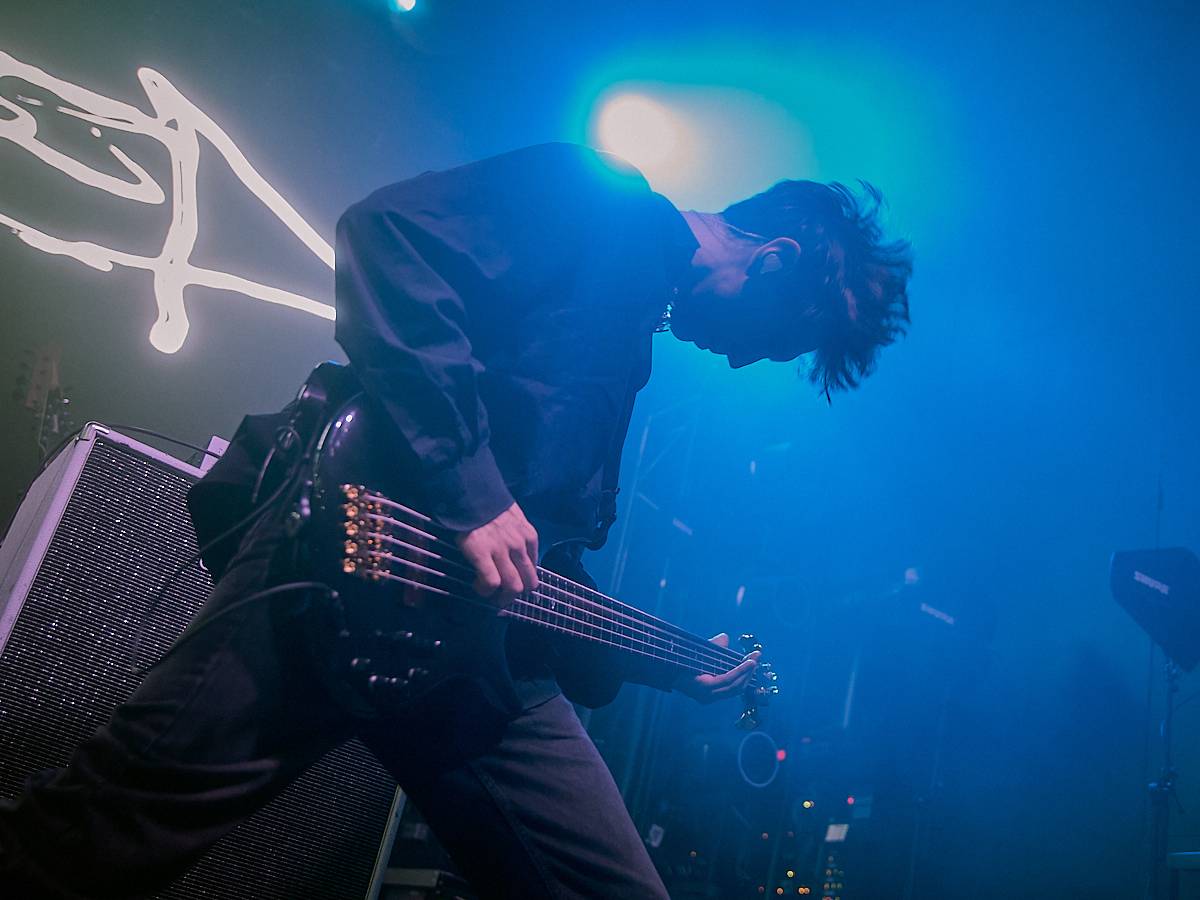 Jinjer předávali ve vyprodaném Roxy metalovou radost, večer otevřeli Textures a Unprocessed