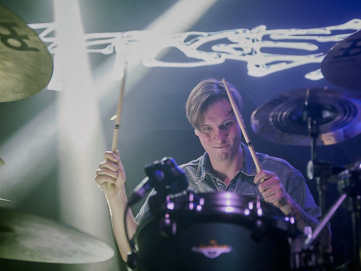 Jinjer předávali ve vyprodaném Roxy metalovou radost, večer otevřeli Textures a Unprocessed