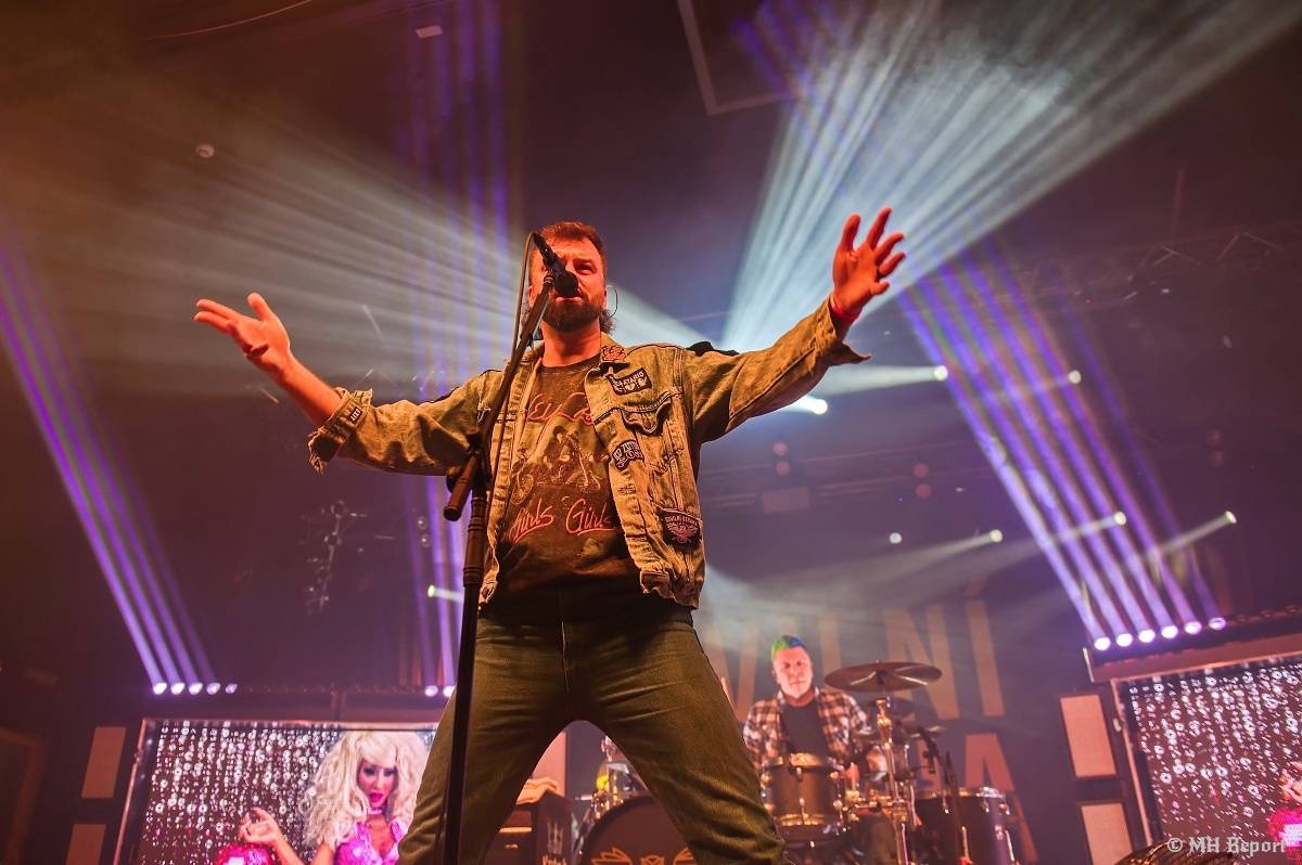 Trautenberk odstartoval v Plzni jarní turné, dorazila s ním Civilní obrana