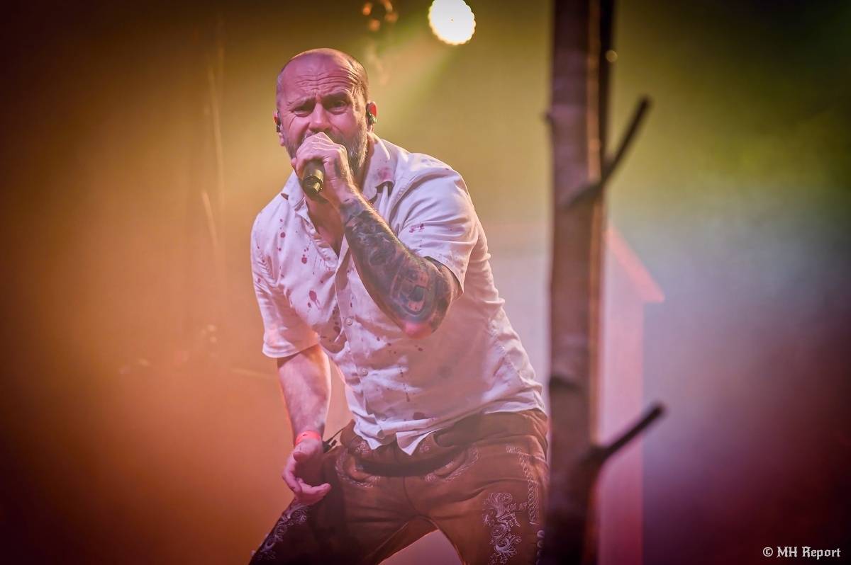 Trautenberk odstartoval v Plzni jarní turné, dorazila s ním Civilní obrana