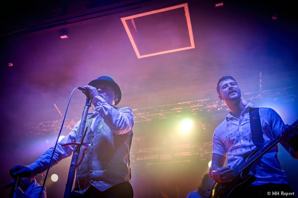 Trautenberk odstartoval v Plzni jarní turné, dorazila s ním Civilní obrana