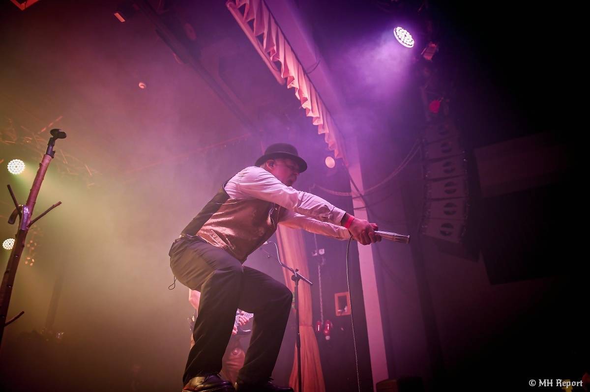 Trautenberk odstartoval v Plzni jarní turné, dorazila s ním Civilní obrana