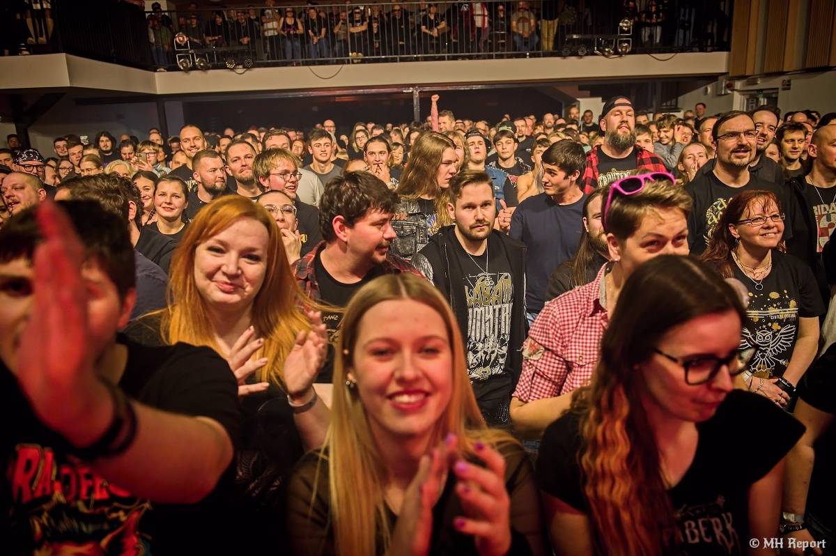 Trautenberk odstartoval v Plzni jarní turné, dorazila s ním Civilní obrana