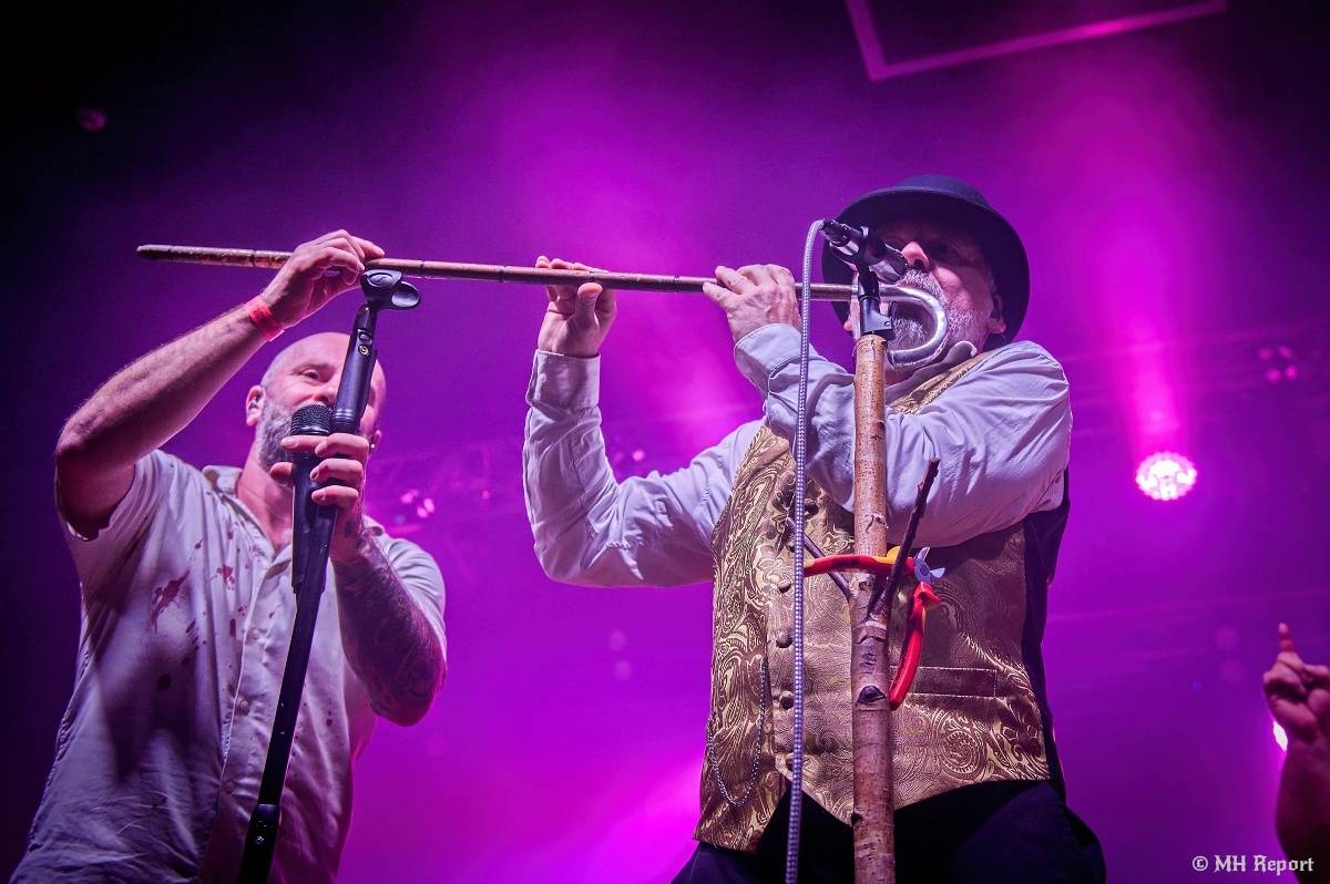 Trautenberk odstartoval v Plzni jarní turné, dorazila s ním Civilní obrana